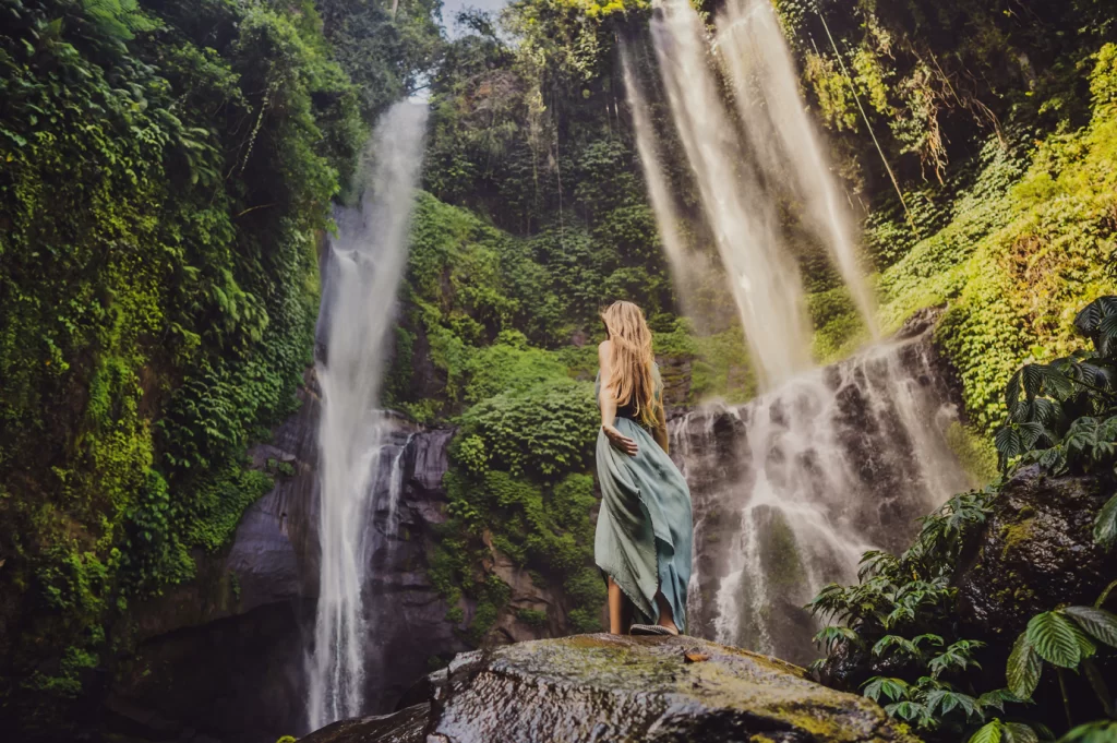 sekumpul waterfall