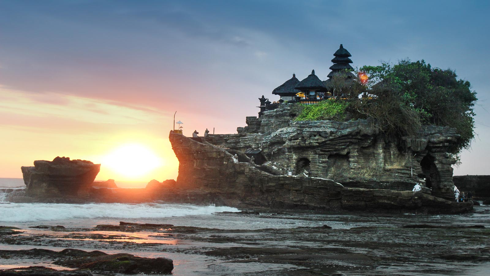 tanah lot bali
