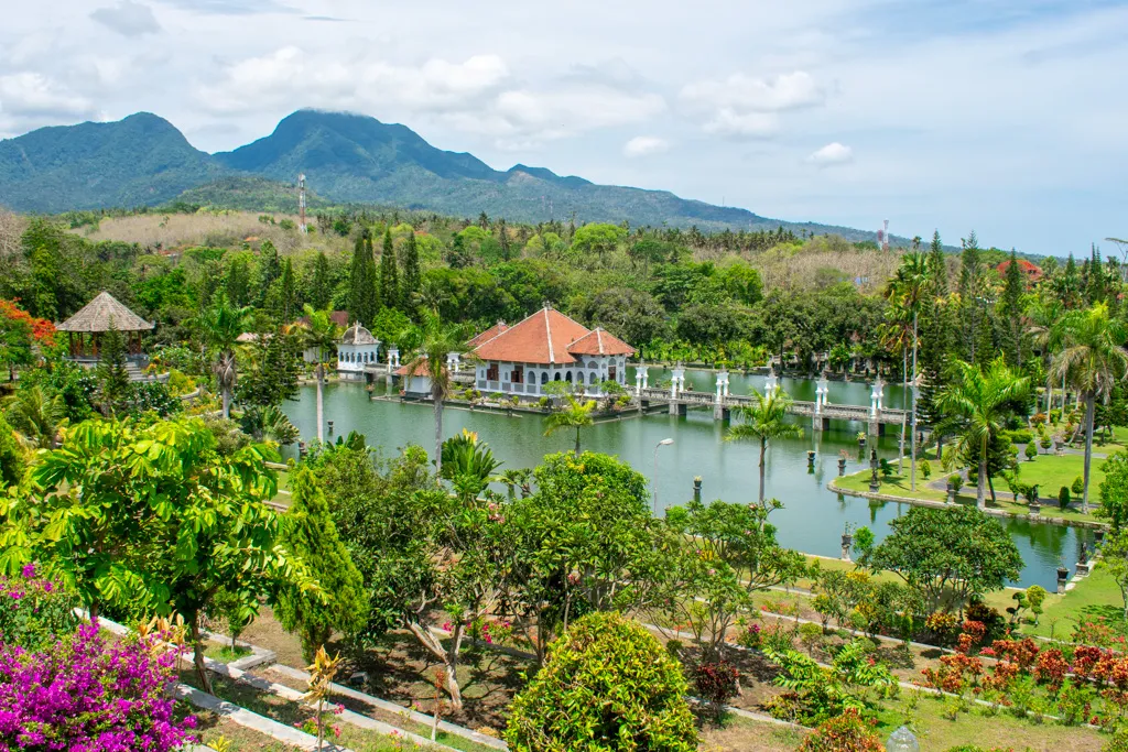 taman ujung water pallace